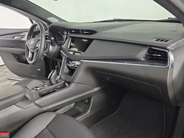 Used 2025 Argent Silver Metallic Cadillac Premium Luxury image 19