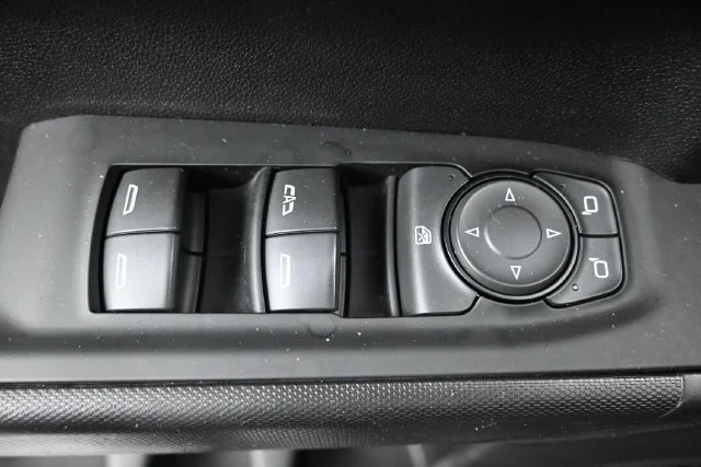 Used 2023 BLACK Chevrolet Custom image 12