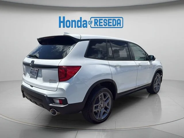 Used 2023 PLATINUM WHITE PEARL Honda EX-L image 5