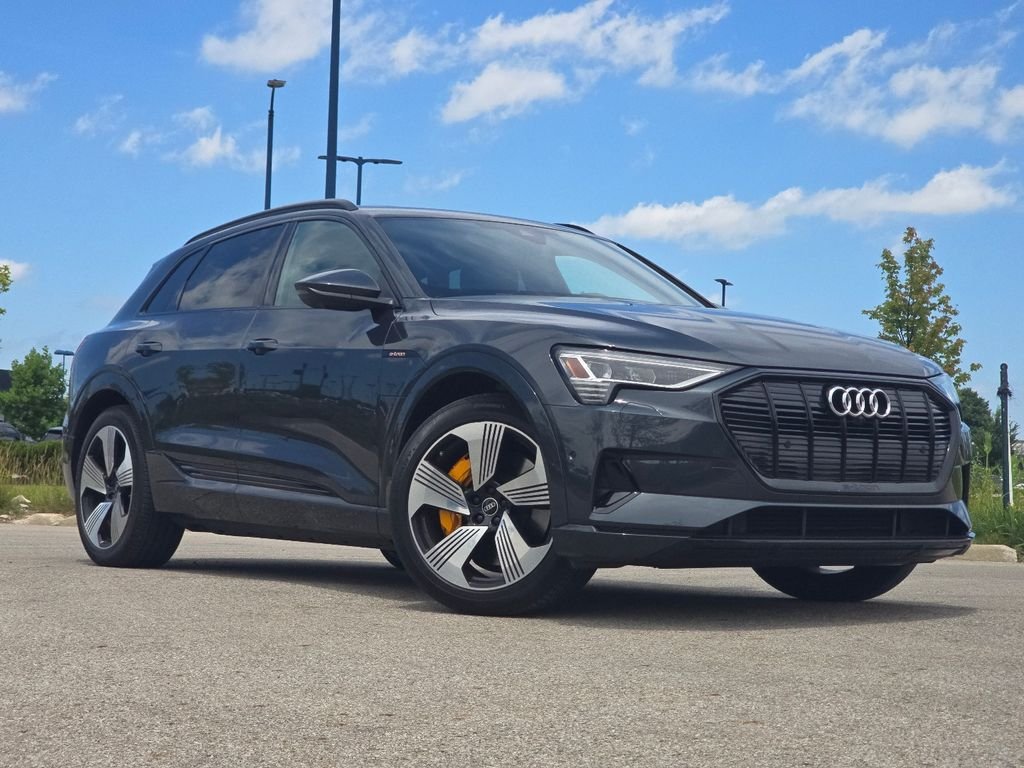 2023 Audi e-tron 95 kWh Premium Plus quattro's photo