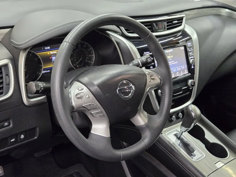 Used 2015 Gun Metallic Nissan Platinum image 15
