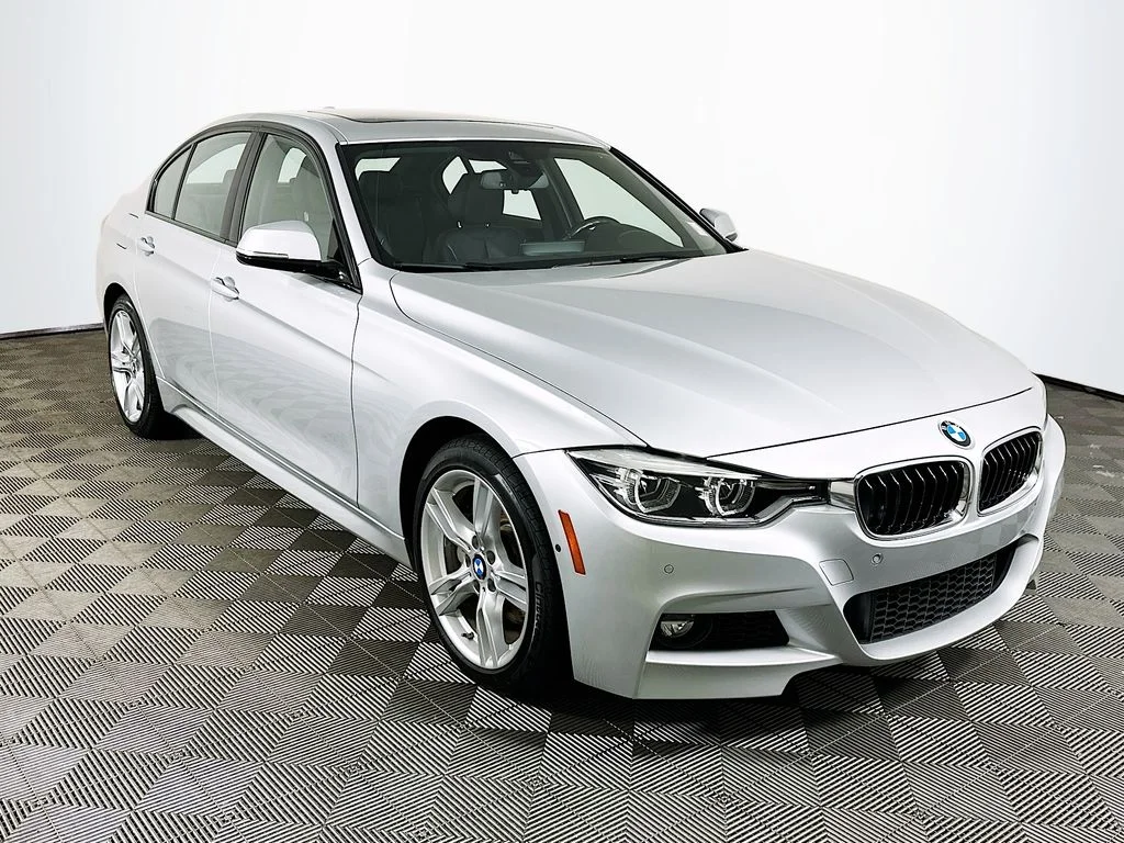 Used 2017 Glacier Silver Metallic BMW 340i xDrive image 3