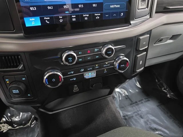 Certified Used 2025 Blue Metallic Ford XLT image 21