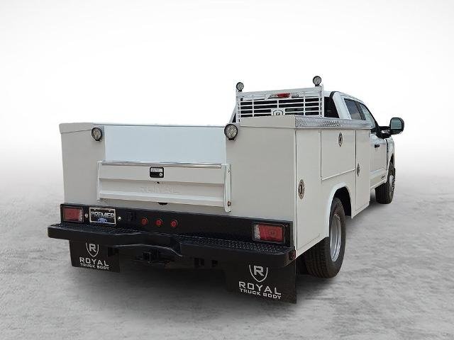 New 2025 Oxford White Ford F-350® XL image 35