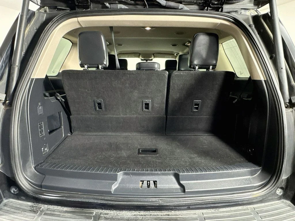 Used 2022 Black Ford XLT image 31
