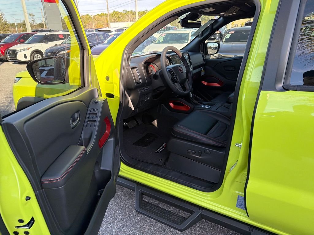 New 2026 Nissan Frontier PRO-4X 4D Crew Cab
