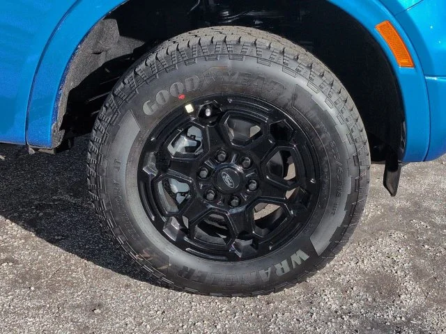New 2026 Velocity Blue Metallic Ford XLT image 11