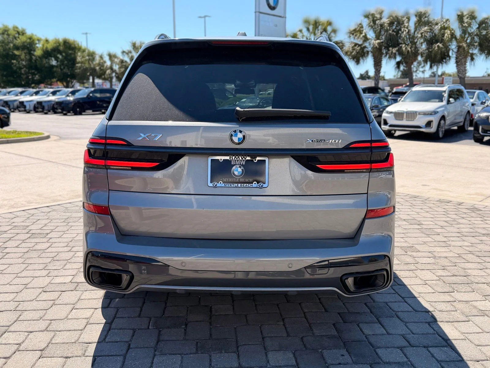 Used 2024 Skyscraper Gray Metallic BMW xDrive40i image 10