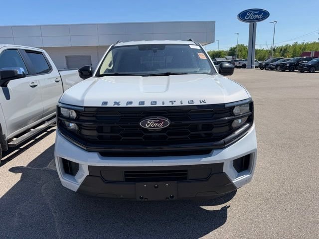 Used 2025 Silver Ford Active image 2