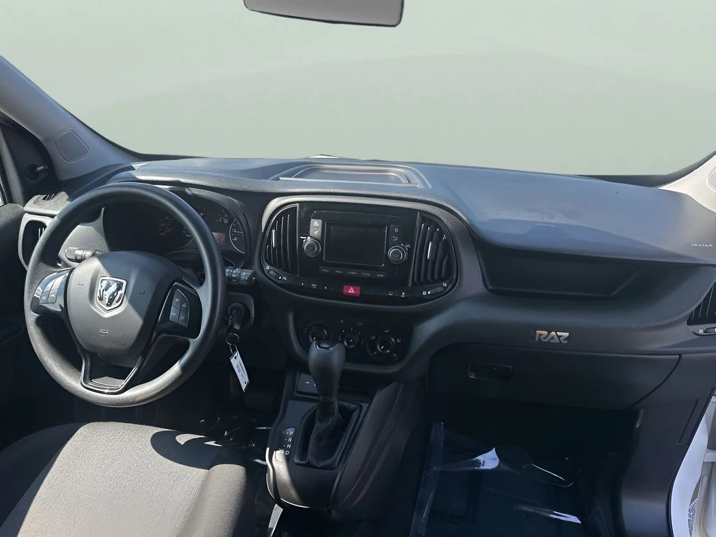 Used 2022 White Ram Base image 11