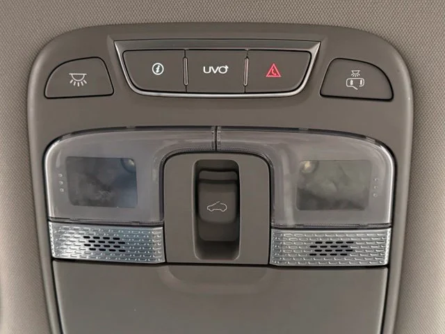 Used 2022 Black Kia EX image 30