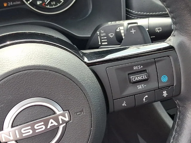 Used 2023 Black Nissan SV image 22