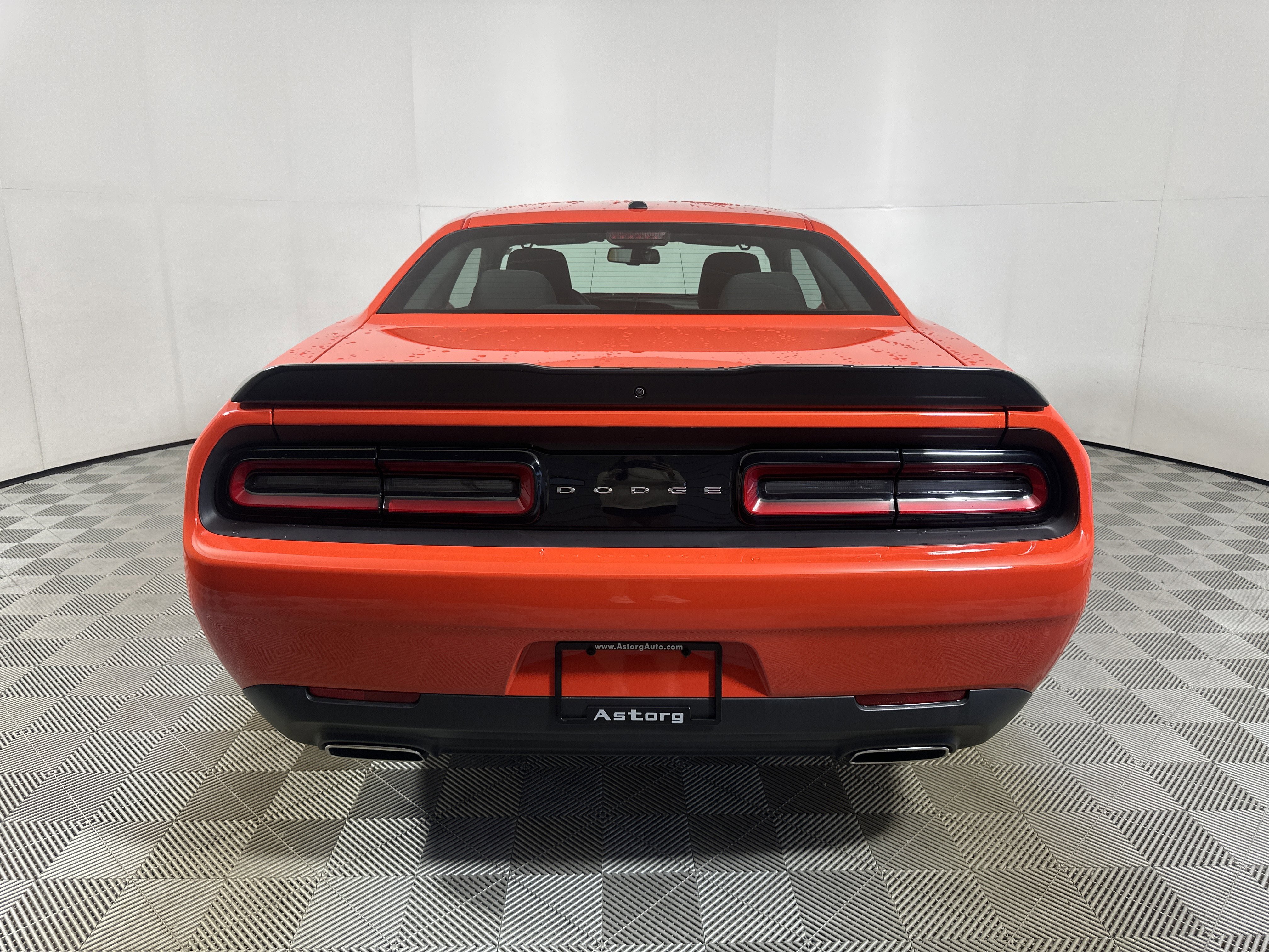 Certified Used 2023 Go Mango Dodge SXT image 6