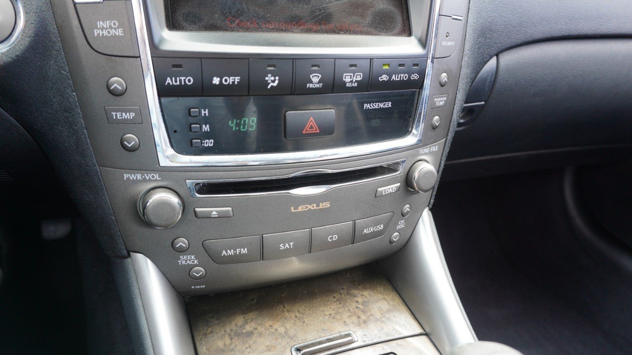 Used 2010 Red Lexus  image 19