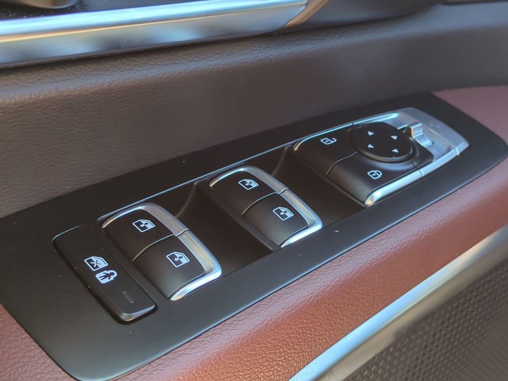 2024 Kia Telluride SX - Photo 34