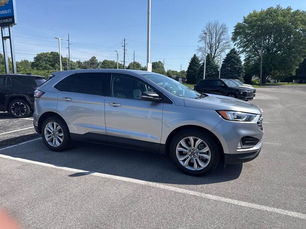 Used 2021 Silver Ford Titanium image 9
