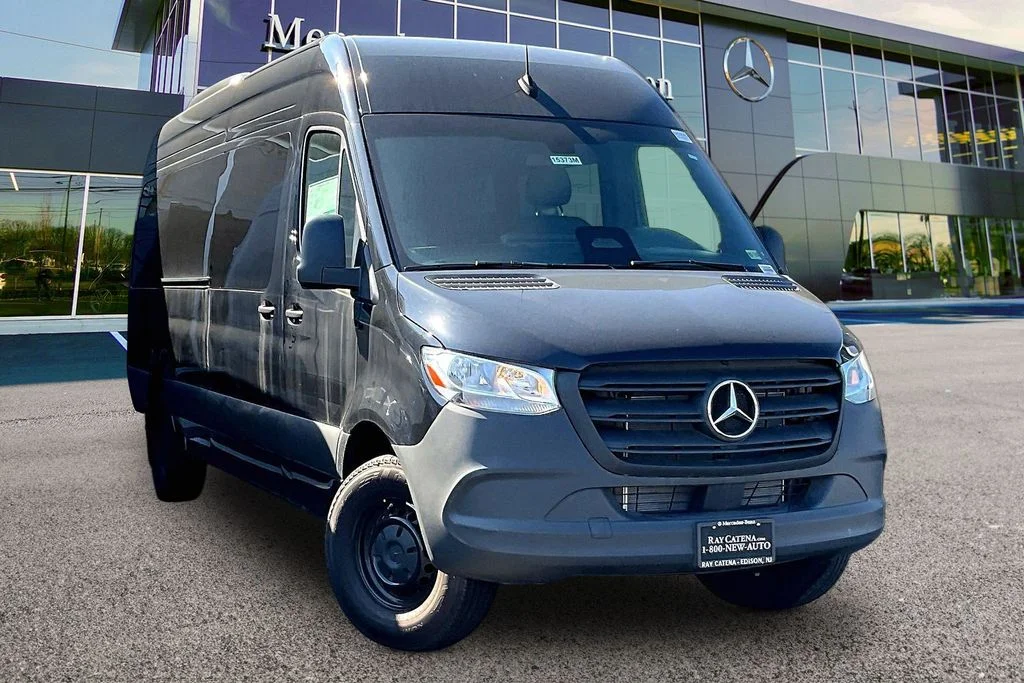 2025 Mercedes-Benz Sprinter 2500 170 WB HO High Roof's photo