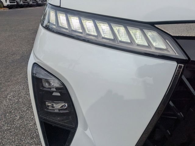 New 2026 RADIANT WHITE INFINITI Sport 4WD image 9