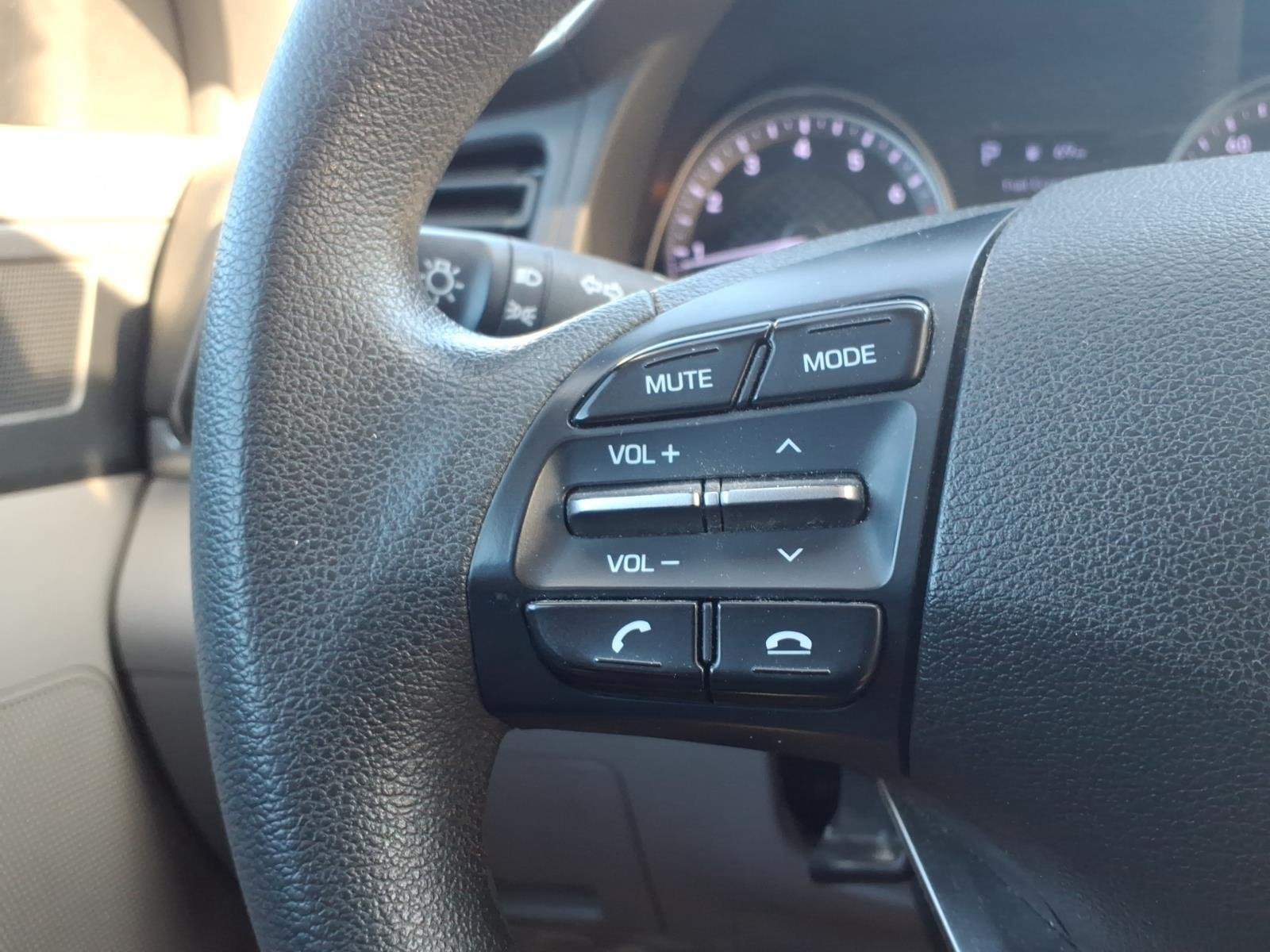 Used 2020 Fluid Metal Hyundai SE image 27