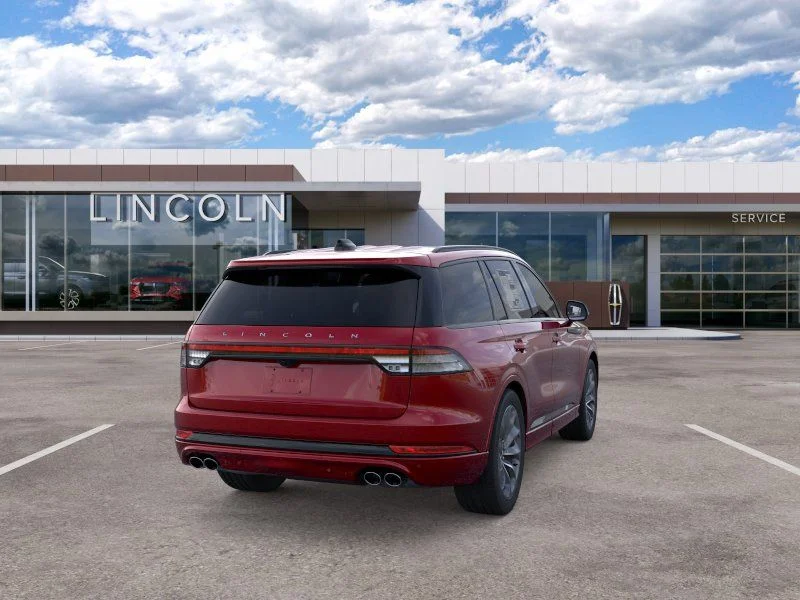 New 2026 Red Carpet Metallic Tinted Clearcoat Lincoln Premiere® image 8