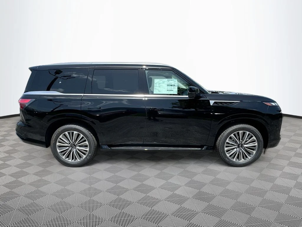 New 2027 BLACK OBSIDIAN INFINITI Luxe 2WD image 4