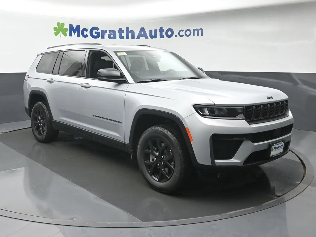 New 2026 Silver Jeep Altitude image 2