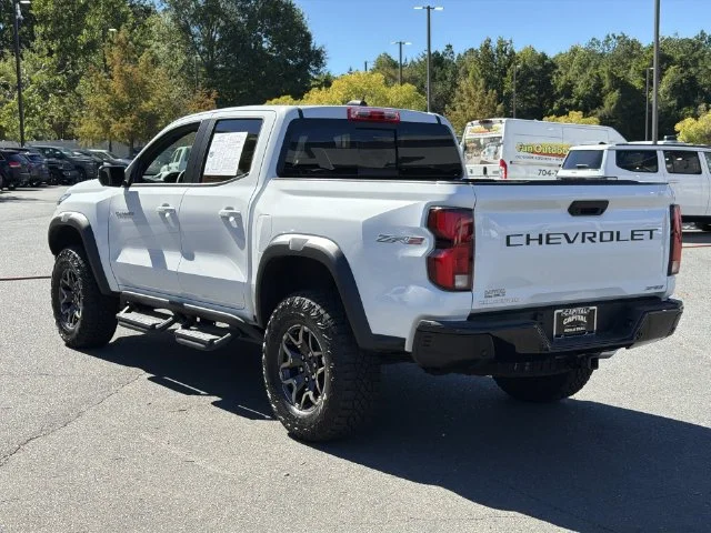 Used 2025 White Chevrolet ZR2 image 11