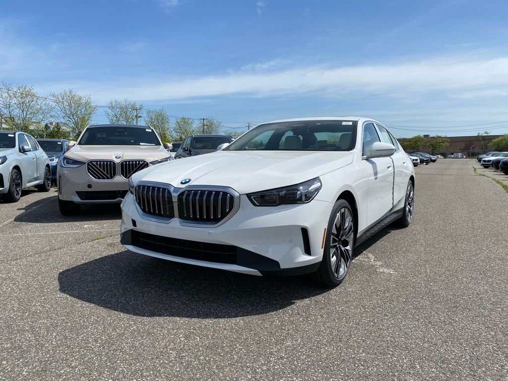 2026 BMW 5 Series 530i xDrive Sedan's photo