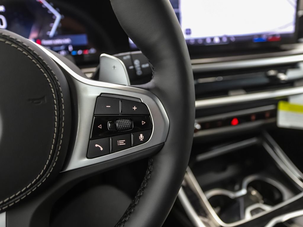 New 2027 Black Sapphire Metallic BMW xDrive40i image 13