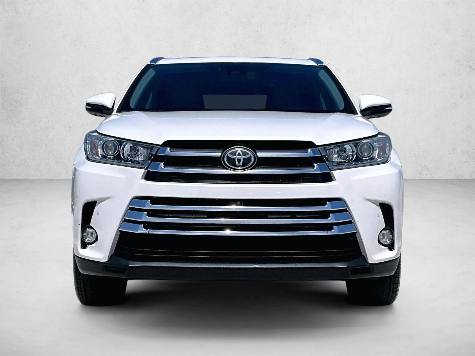 Used 2017 Blizzard Pearl Toyota Limited Platinum image 3