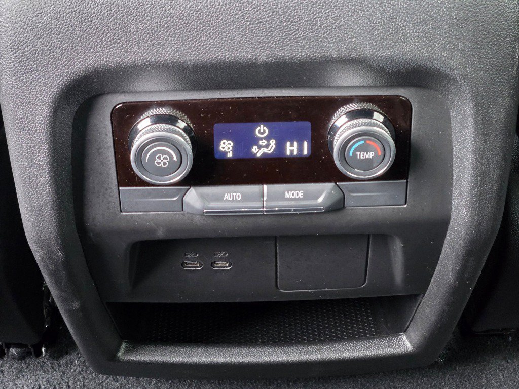 2025 Buick Enclave Preferred - Photo 20