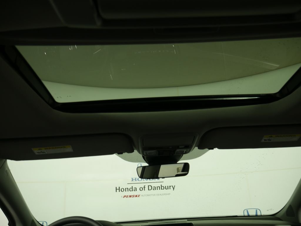 2026 Honda Odyssey Touring - Photo 14