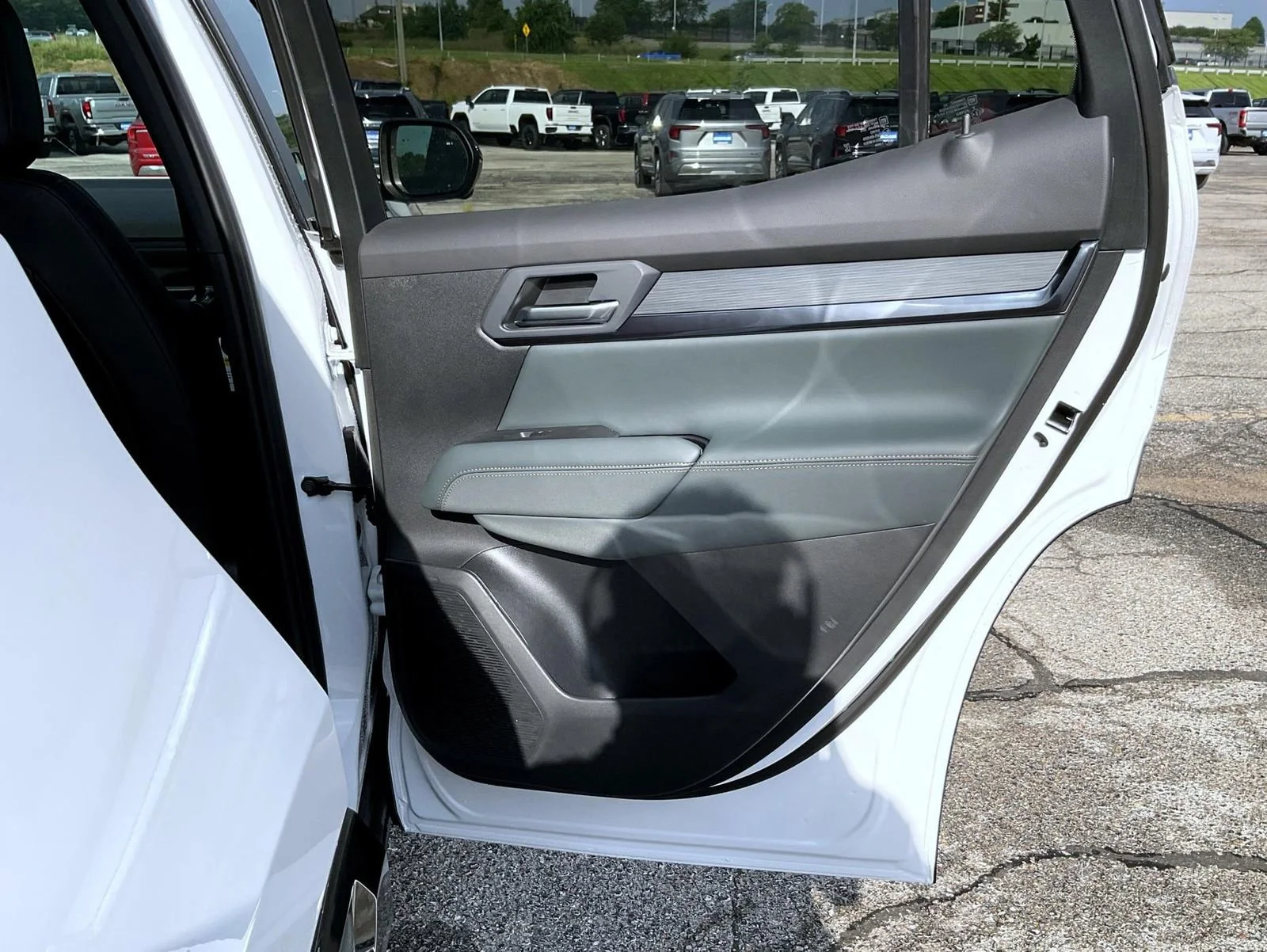 2026 GMC Terrain AT4 - Photo 17