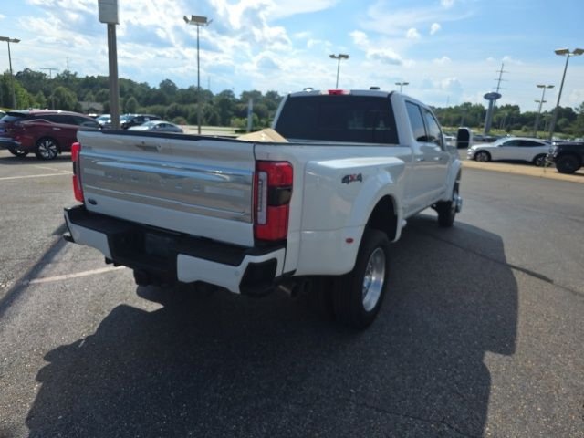Used 2024 White Ford Limited image 3