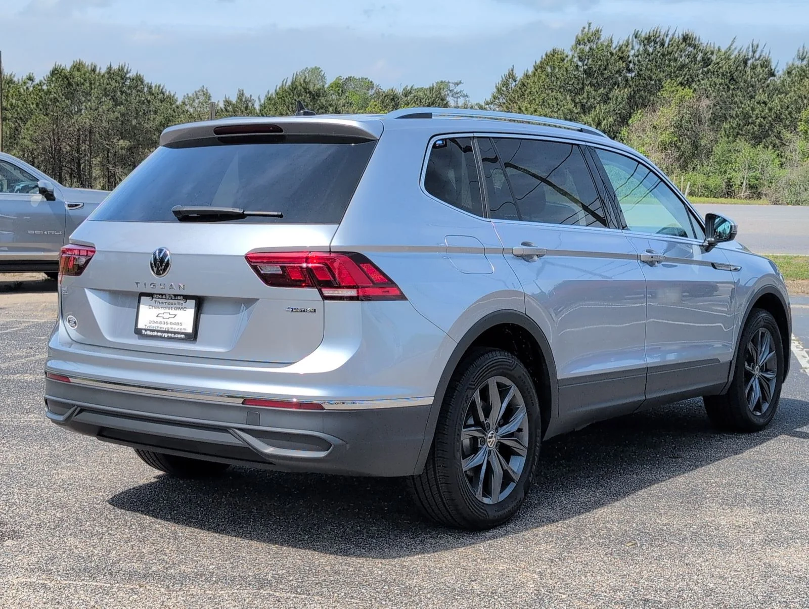 2024 Volkswagen Tiguan SE - Photo 6