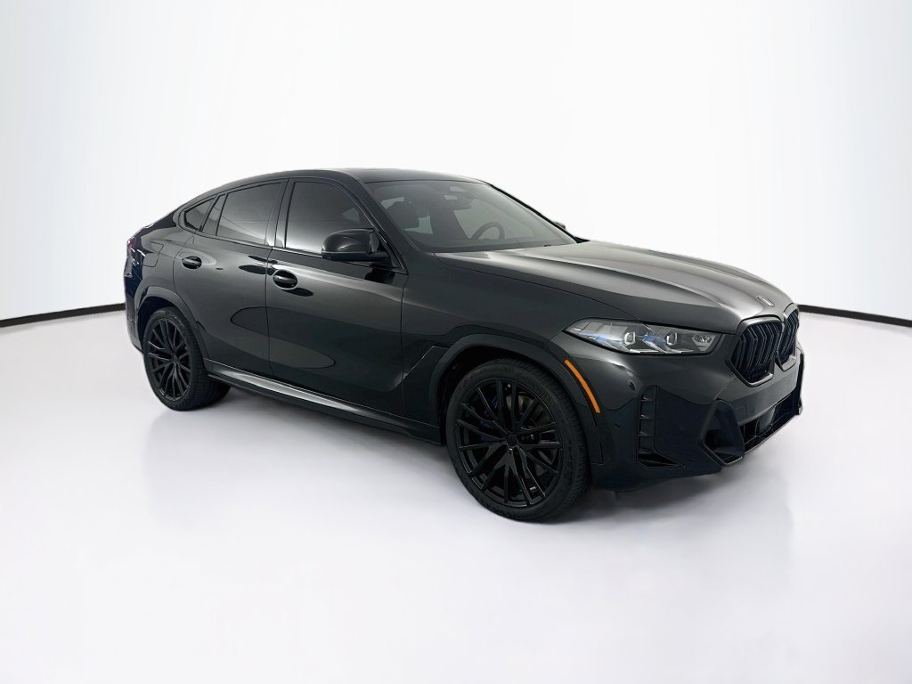 Used 2024 Black BMW M60i image 3