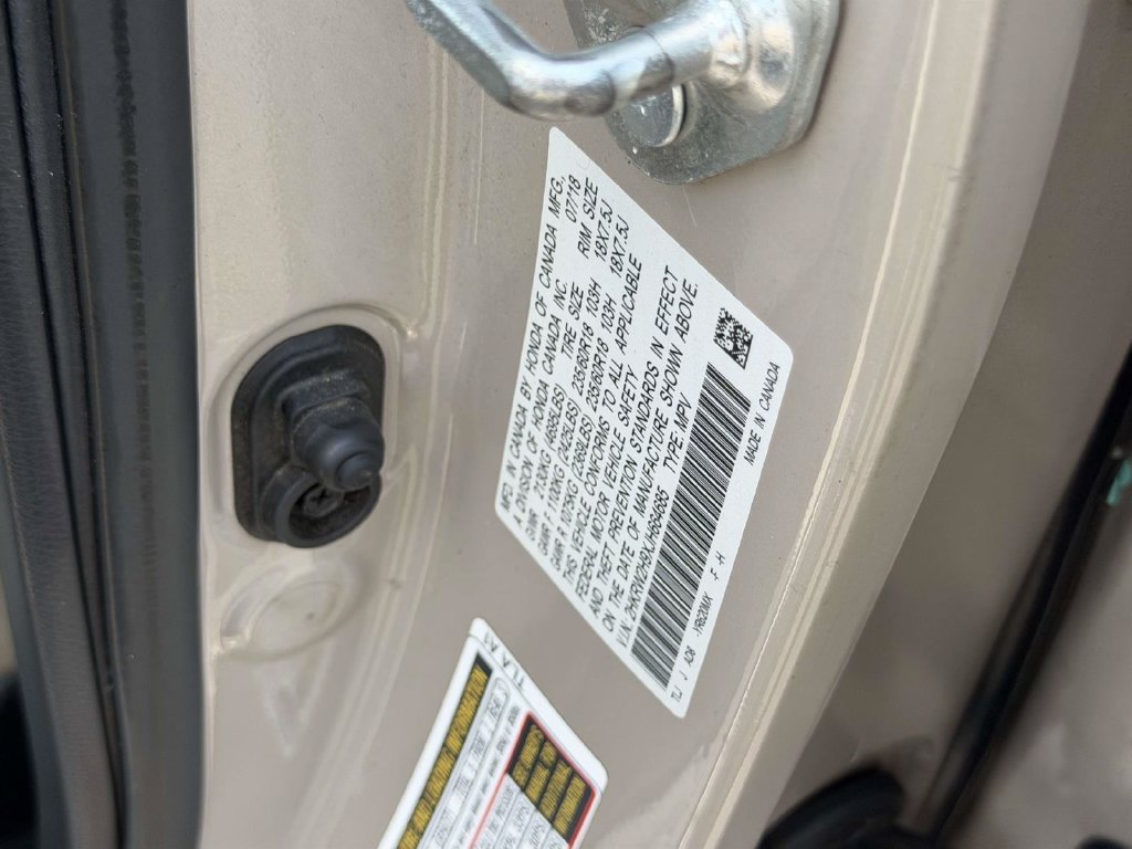 Used 2018  Honda Touring image 26