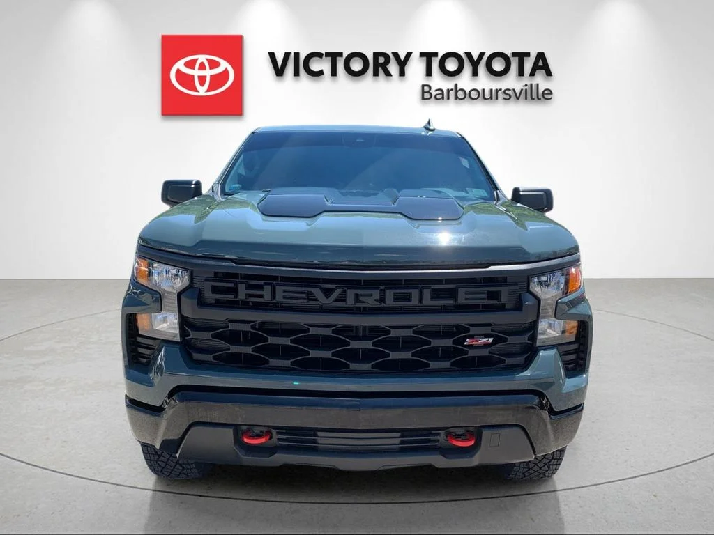 Used 2025 Gray Chevrolet Custom Trail Boss image 8