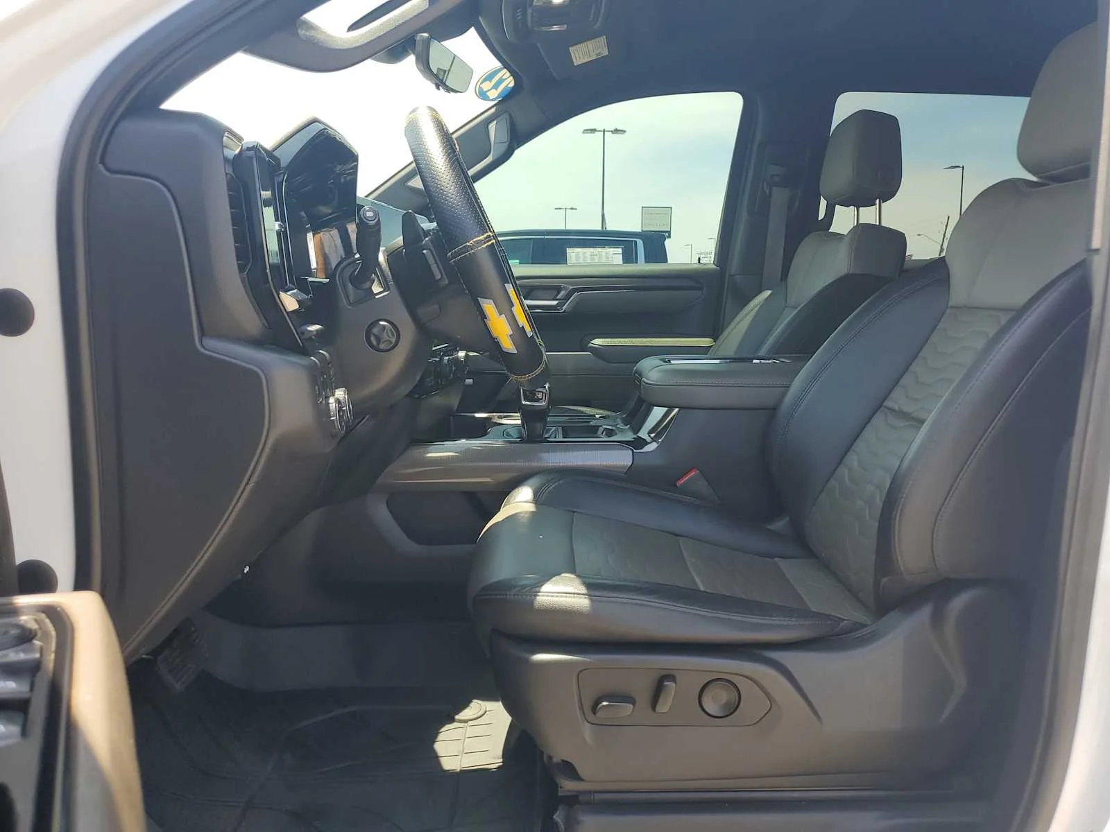 Used 2022 Summit White Chevrolet ZR2 image 13