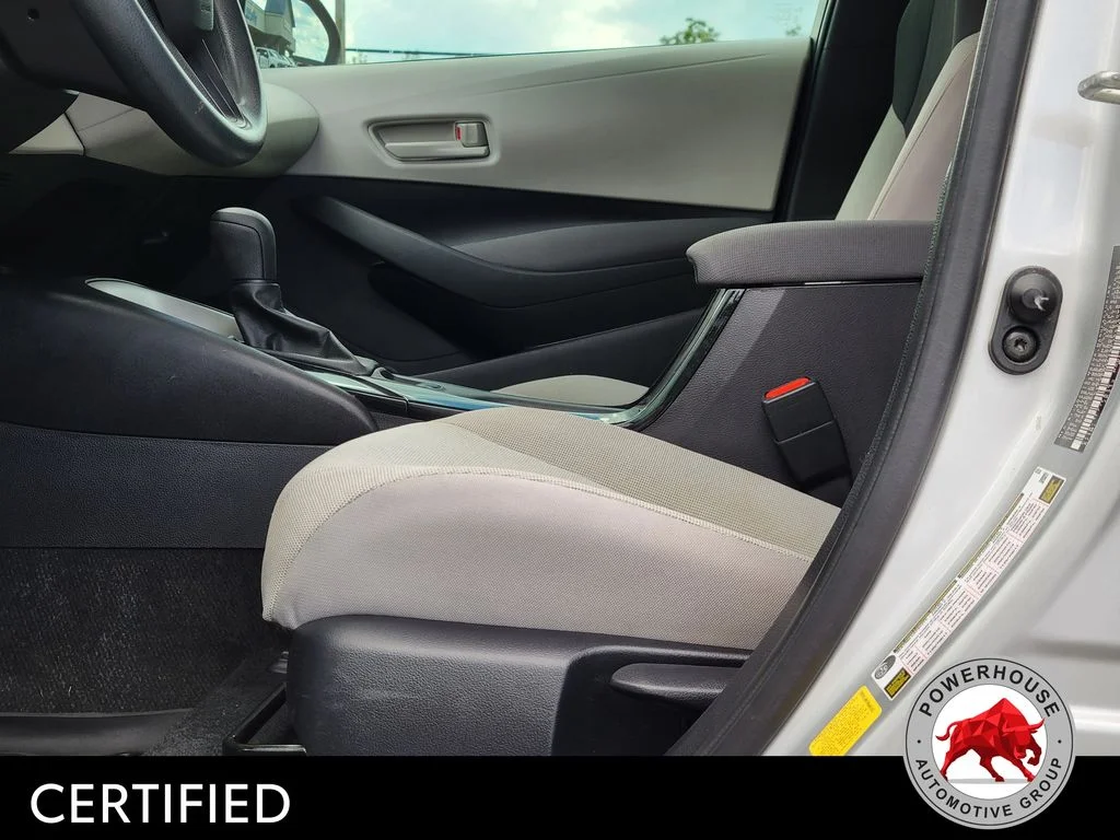 Used 2022 Silver Toyota LE image 22