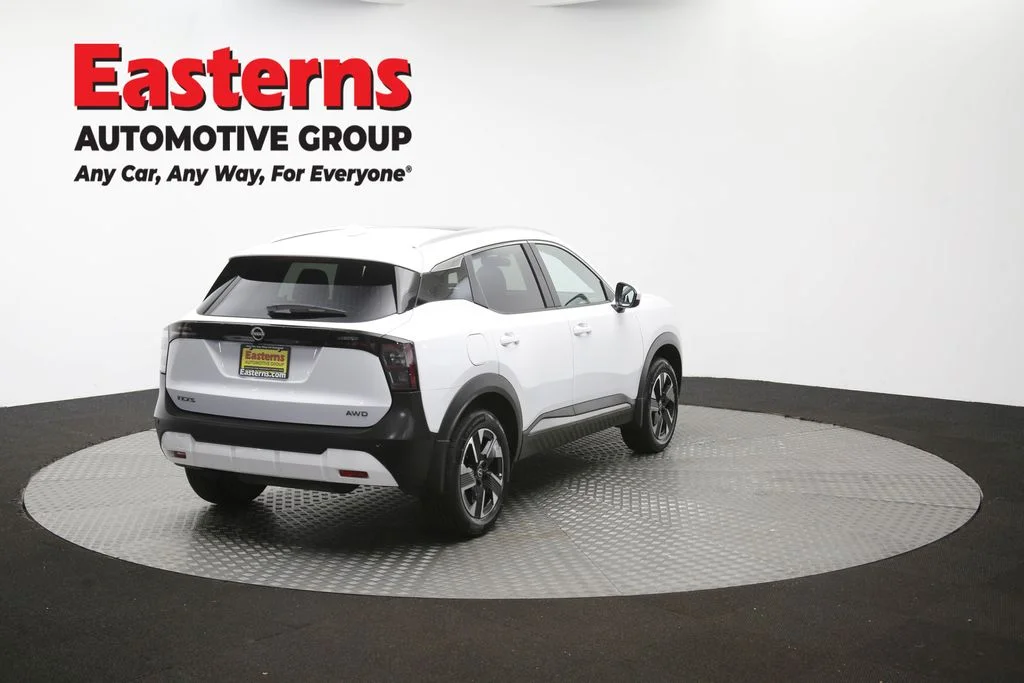Used 2025 White Nissan SV image 42