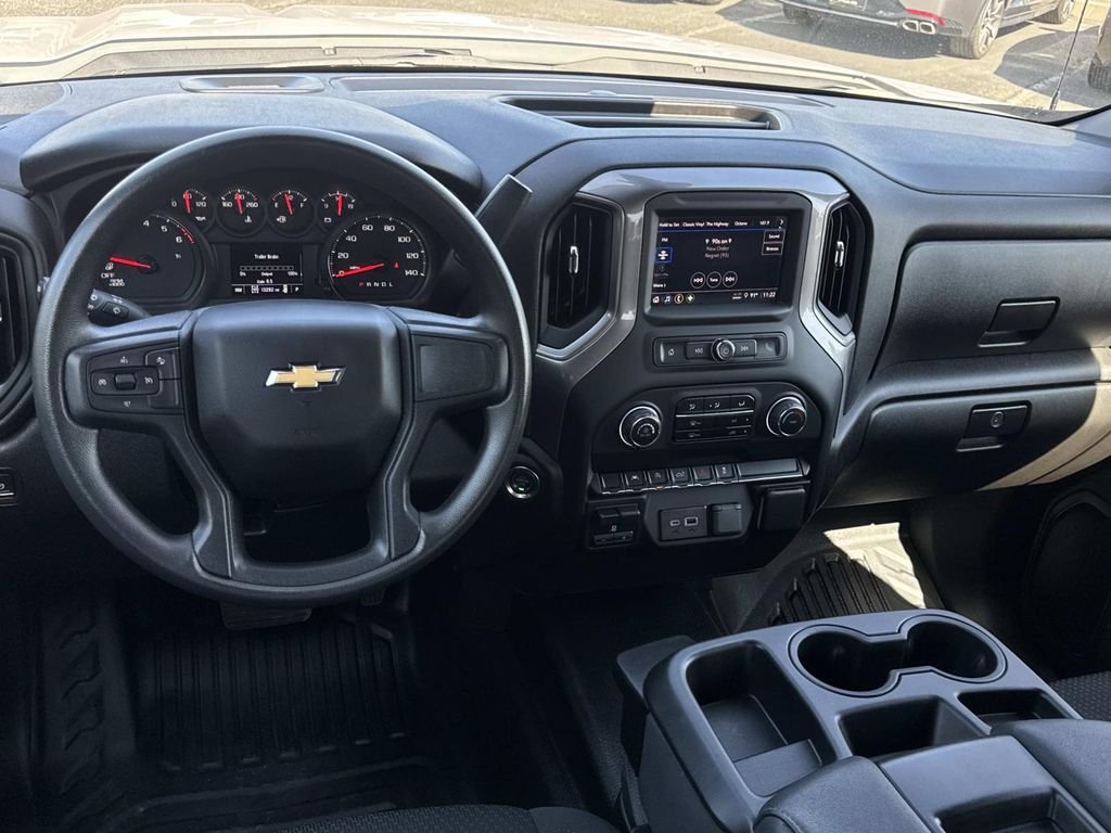 Used 2025 White Chevrolet WT image 6