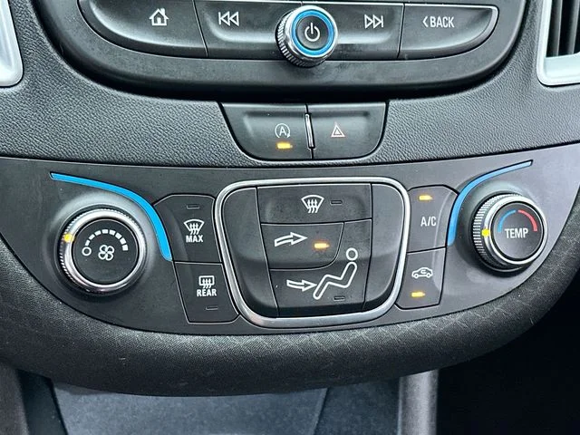 Used 2022 Black Chevrolet RS image 24
