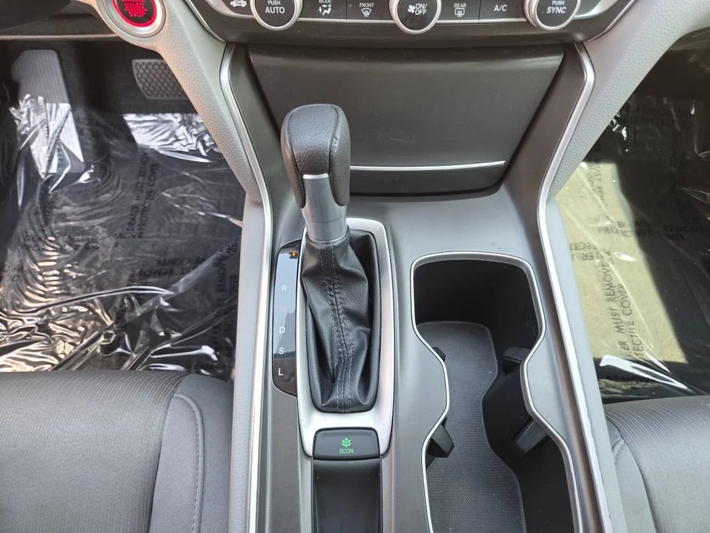 Used 2020 Silver Honda LX image 30