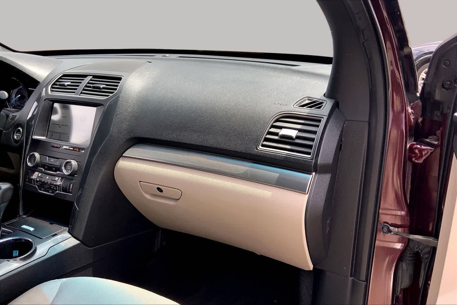 Used 2019 Burgundy Velvet Metallic Tinted Clearcoat Ford XLT image 18