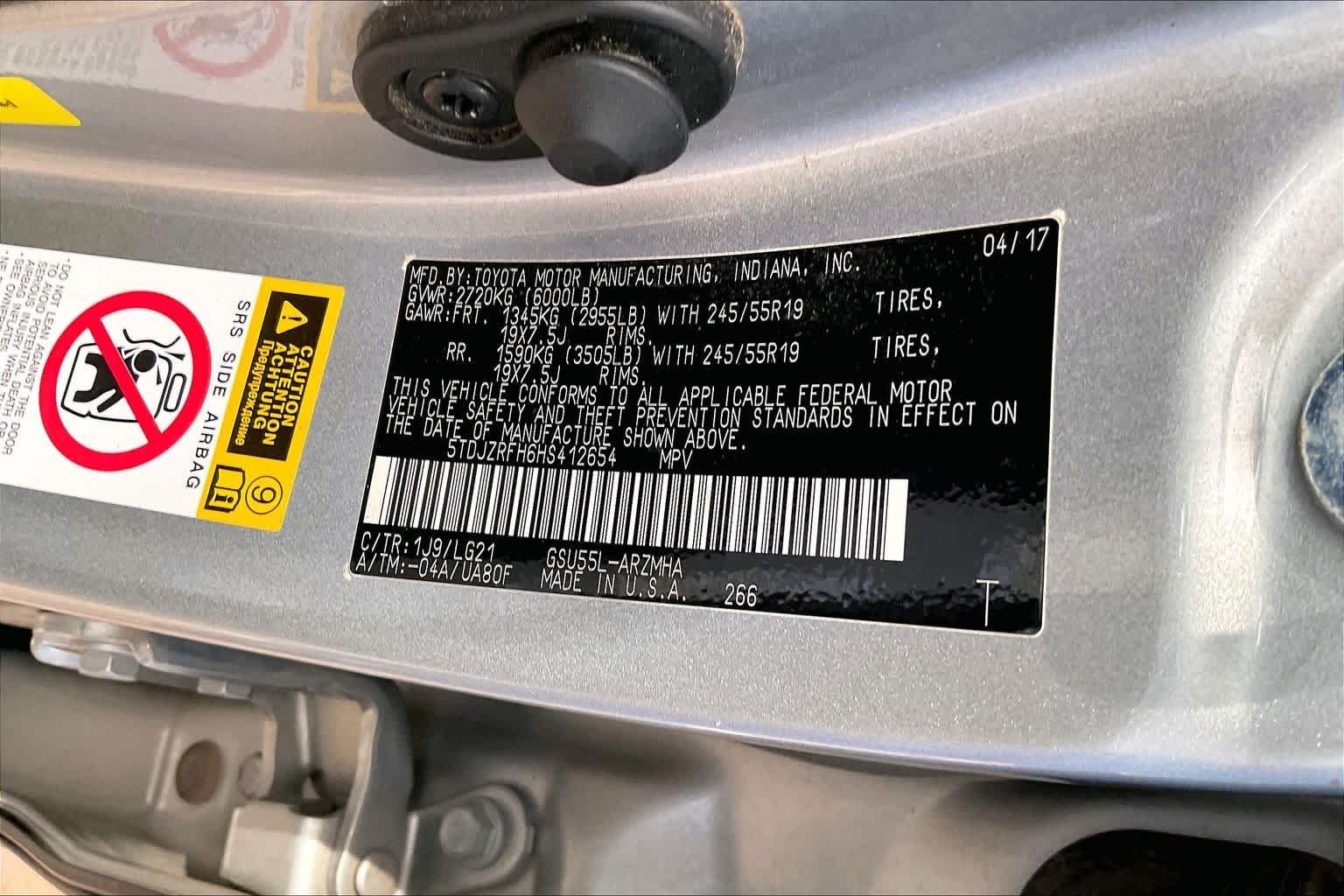 Used 2017 Celestial Silver Metallic Toyota SE image 34