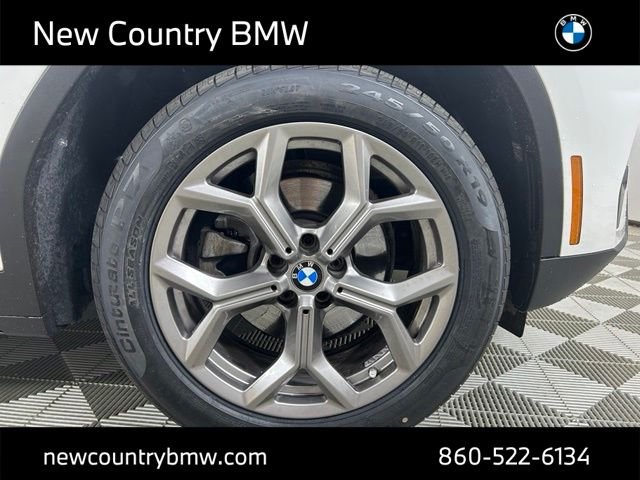 Used 2022 Alpine White BMW xDrive30i image 9