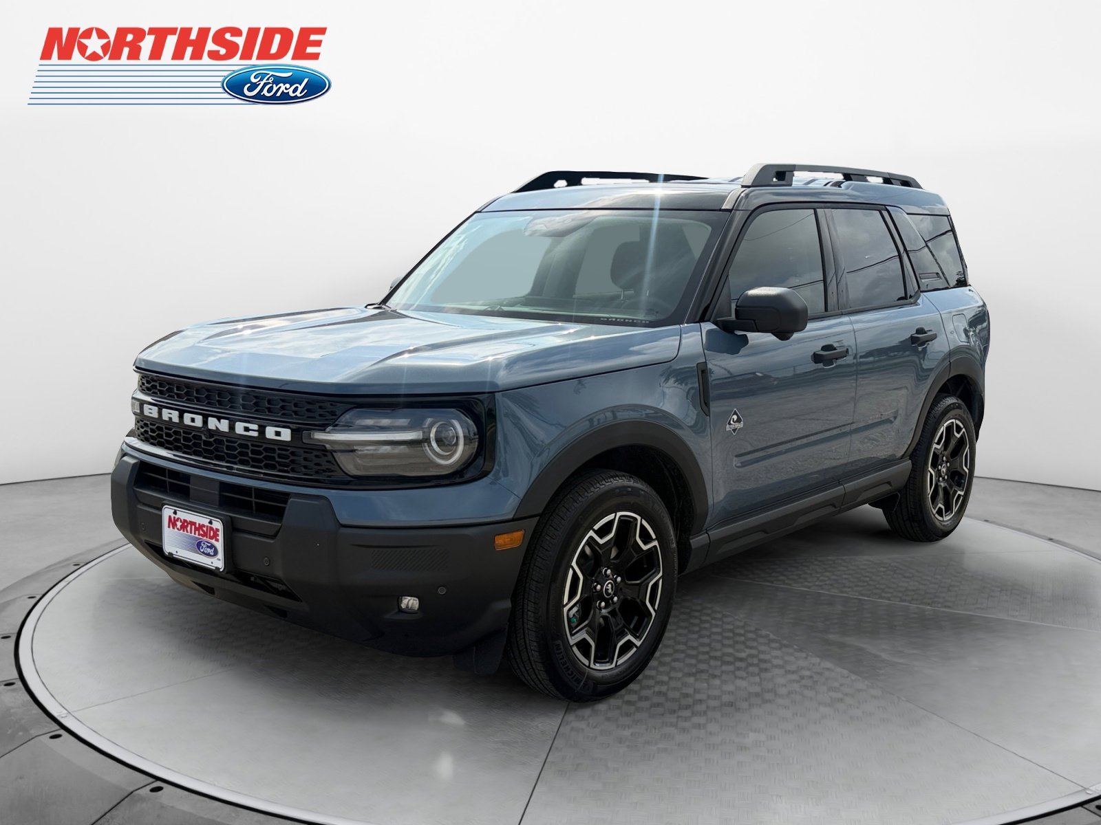 New 2026 Azure Gray Metallic Tri-Coat Ford Outer Banks image 3