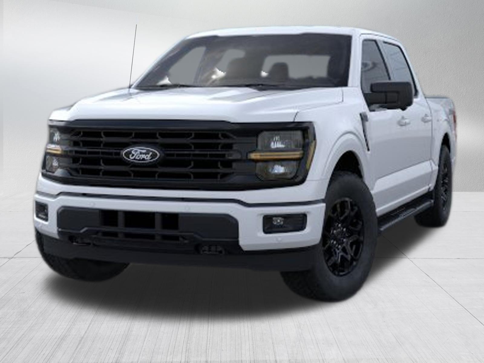 New 2026 Oxford White Ford XLT image 9