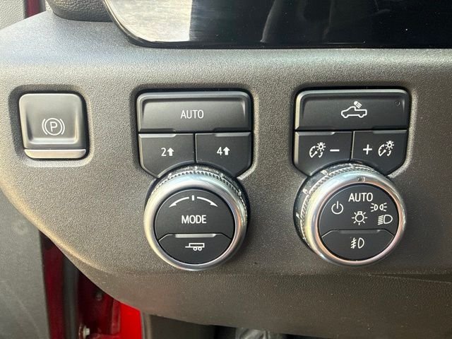 Used 2023 Red GMC Elevation image 13